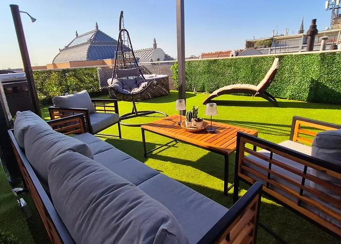 Sky Penthouse *